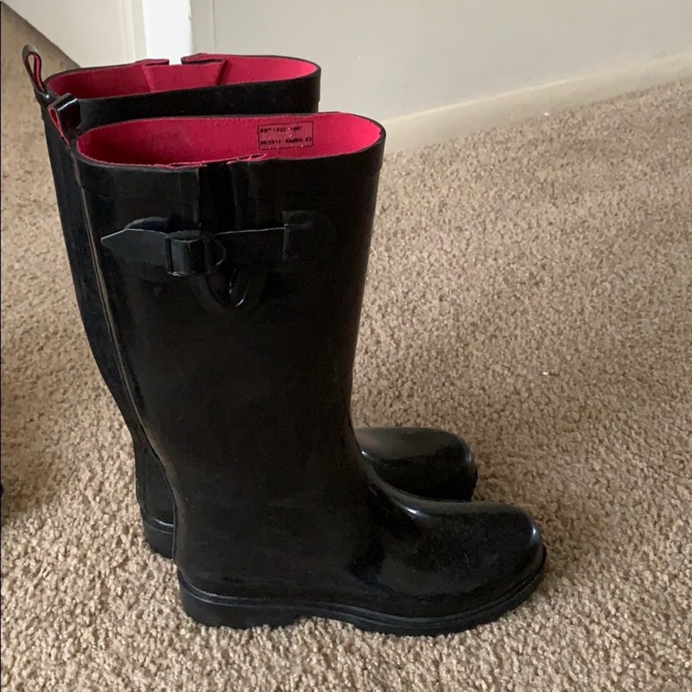 Rain boots